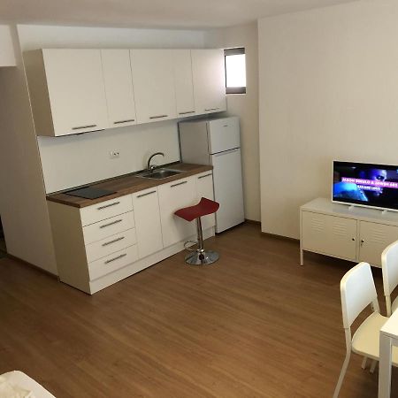 Aparthotel Elly 포마리 외부 사진