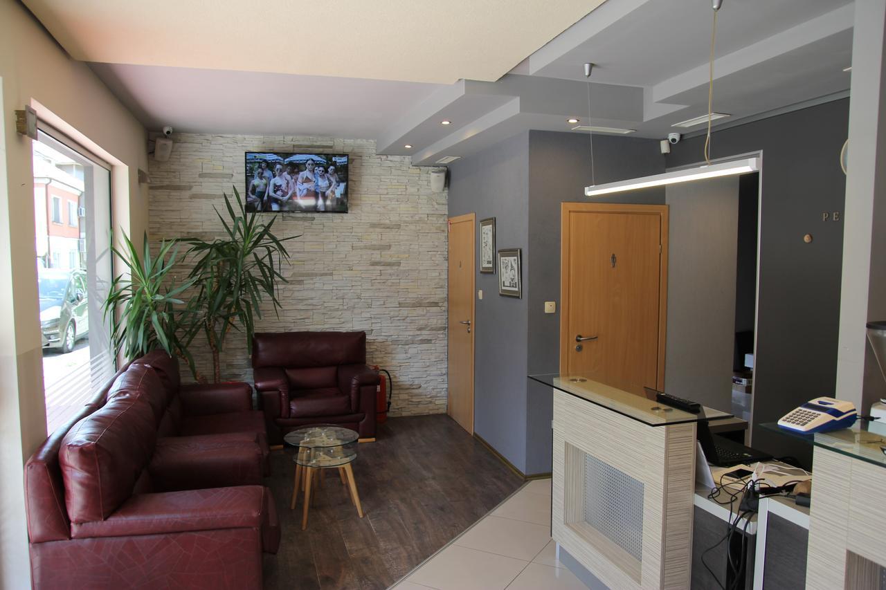 Aparthotel Elly 포마리 외부 사진